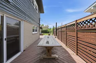 [Address not provided], Morton Grove, IL 60053 - Photo 34