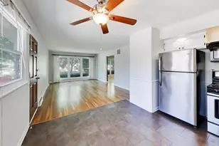 1326 S Dunton Ave, Arlington Heights, IL 60005 - Photo 6