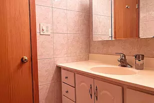 119 Saratoga Ct, Vernon Hills, IL 60061 - Photo 22