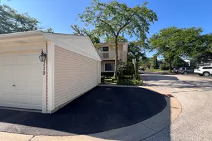119 Saratoga Ct, Vernon Hills, IL 60061 - Photo 30