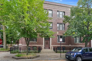 5203 S Woodlawn Ave, Chicago, IL 60615 - Photo 2