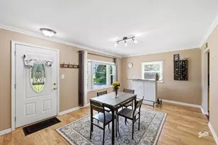 32988 N Meadow Rd, Grayslake, IL 60030 - Photo 6