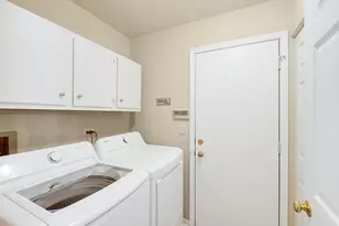 1080 Victoria Dr, Fox River Grove, IL 60021 - Photo 20