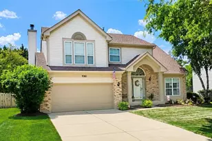 1080 Victoria Dr, Fox River Grove, IL 60021 - Photo 1