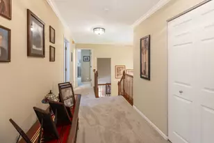 1080 Victoria Dr, Fox River Grove, IL 60021 - Photo 8