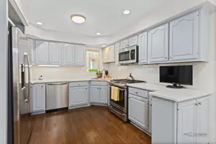 1138 Lynette Dr, Lake Forest, IL 60045 - Photo 16
