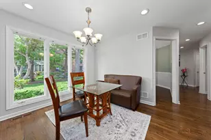 1138 Lynette Dr, Lake Forest, IL 60045 - Photo 20