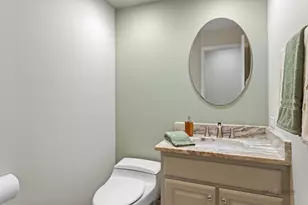 1138 Lynette Dr, Lake Forest, IL 60045 - Photo 22