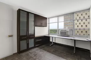 3950 N Lake Shore Dr, Chicago, IL 60613 - Photo 16