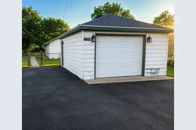 37706 N Nippersink Place, Spring Grove, IL 60081 - Photo 2