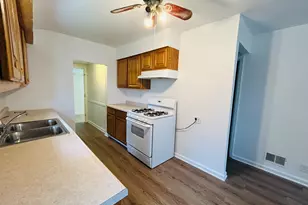 37706 N Nippersink Pl, Spring Grove, IL 60081 - Photo 6