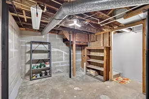 212 Sherman St, Streator, IL 61364 - Photo 26