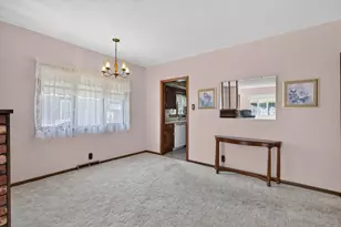 212 Sherman St, Streator, IL 61364 - Photo 8