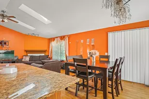 212 Rochester Rd, Poplar Grove, IL 61065 - Photo 12