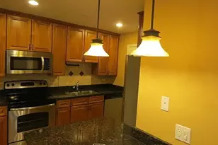 10508 S Highland Ave, Worth, IL 60482 - Photo 8