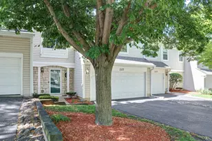 227 Rainier Way, Fox Lake, IL 60020 - Photo 2