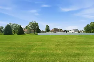 526 Gipp Dr, Manteno, IL 60950 - Photo 26