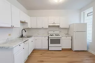 1441 W North Shore Ave, Chicago, IL 60626 - Photo 2