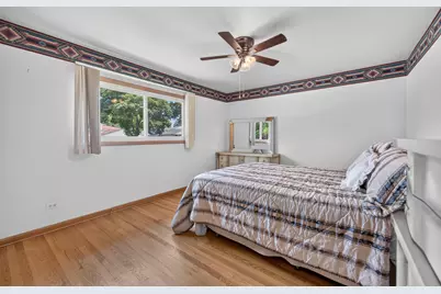 23 W Prairie Avenue, Lombard, IL 60148 - Photo 12