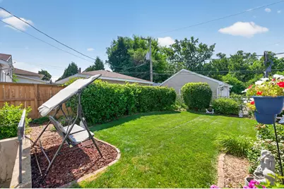 23 W Prairie Avenue, Lombard, IL 60148 - Photo 22