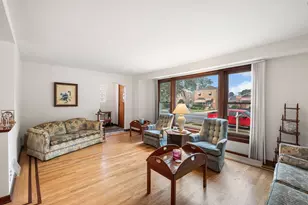 5038 N Nagle Ave, Chicago, IL 60630 - Photo 2
