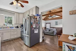 702 Pearl St, Ottawa, IL 61350 - Photo 2