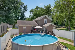 702 Pearl St, Ottawa, IL 61350 - Photo 24