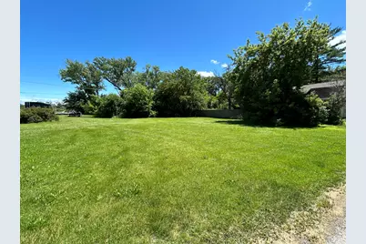 37570 N US Highway 12 Highway, Spring Grove, IL 60081 - Photo 2