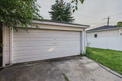 10718 S Trumbull Avenue, Chicago, IL 60655 - Photo 20