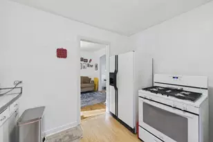 10718 S Trumbull Ave, Chicago, IL 60655 - Photo 12