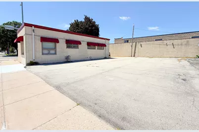 129 S Park Street, Streator, IL 61364 - Photo 2