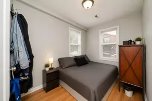 1431 W Flournoy St, Chicago, IL 60607 - Photo 6