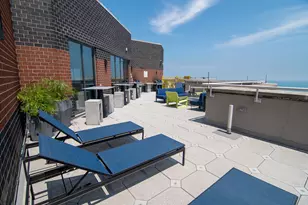 3660 N Lake Shore Dr, Chicago, IL 60613 - Photo 8
