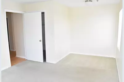 8255 Skokie Boulevard #501, Skokie, IL 60077 - Photo 6