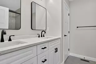 902 W South St, Lexington, IL 61753 - Photo 30