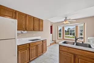 1504 Root St, Crest Hill, IL 60403 - Photo 10