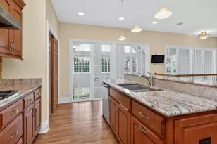715 Marston Ave, Glen Ellyn, IL 60137 - Photo 14