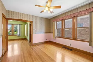 2414 East Ave, Berwyn, IL 60402 - Photo 8