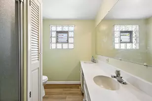2414 East Ave, Berwyn, IL 60402 - Photo 18