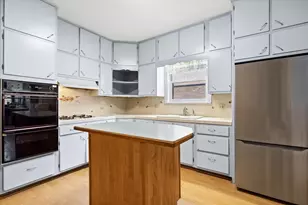 2414 East Ave, Berwyn, IL 60402 - Photo 10