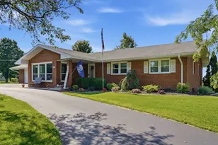515 E Oregon St, Polo, IL 61064 - Photo 2