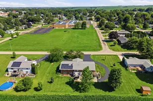 515 E Oregon St, Polo, IL 61064 - Photo 32