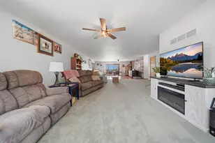 515 E Oregon St, Polo, IL 61064 - Photo 18