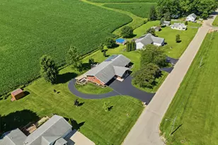 515 E Oregon St, Polo, IL 61064 - Photo 36