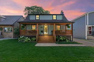 9323 S Spaulding Ave, Evergreen Park, IL 60805 - Photo 2