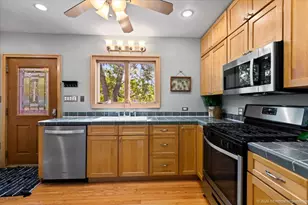 9323 S Spaulding Ave, Evergreen Park, IL 60805 - Photo 10