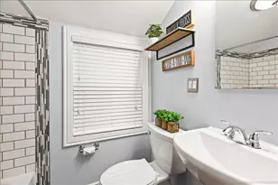 9323 S Spaulding Ave, Evergreen Park, IL 60805 - Photo 16
