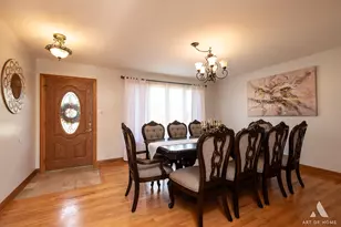 8611 W 75th St, Justice, IL 60458 - Photo 8
