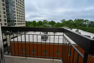 5201 S Cornell Ave, Chicago, IL 60615 - Photo 6