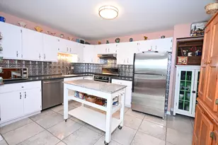 5201 S Cornell Ave, Chicago, IL 60615 - Photo 8